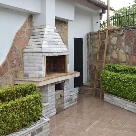 Vila Ss Kekezi Villa Gjirokastër Exterior foto