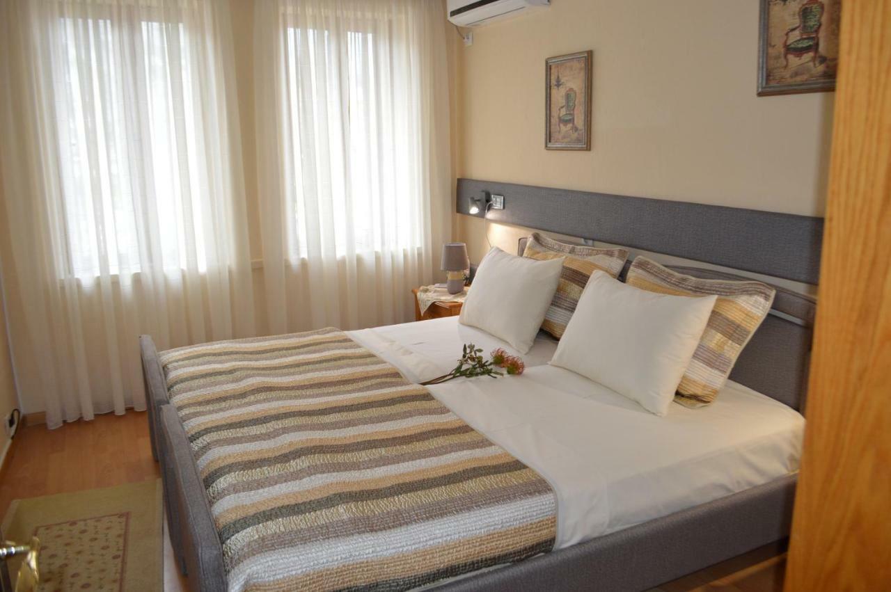 Vila Ss Kekezi Villa Gjirokastër Exterior foto
