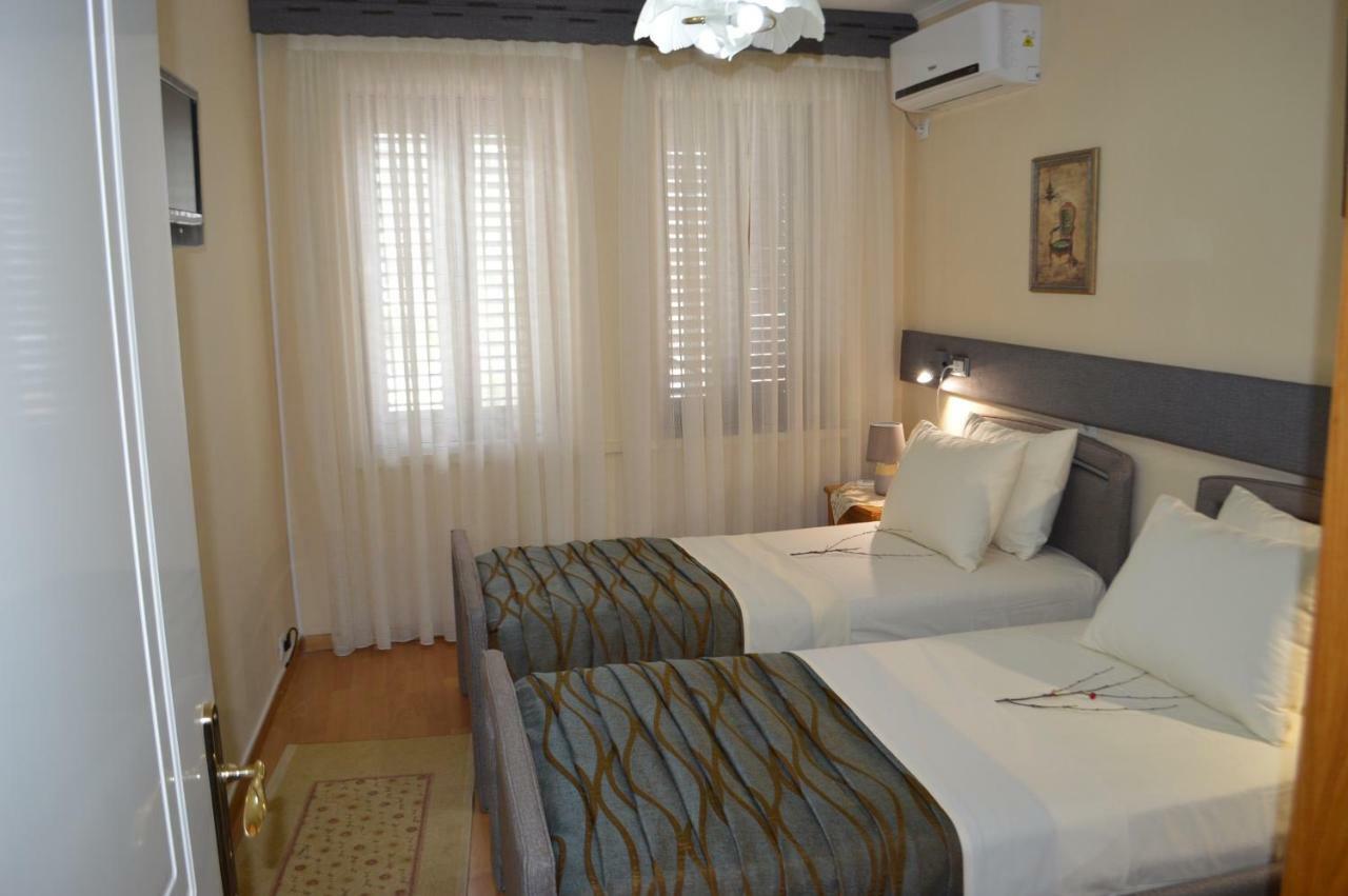 Vila Ss Kekezi Villa Gjirokastër Exterior foto